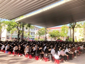 Làm Bạt Xếp, Bạt Che Sân Trường Mới Nhất 2025 | Đại Lợi Hà Tĩnh – Đẹp, Bền, Sang Trọng
